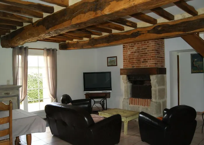 Charmante Normannische Les Chataigniers 3 By Interhome